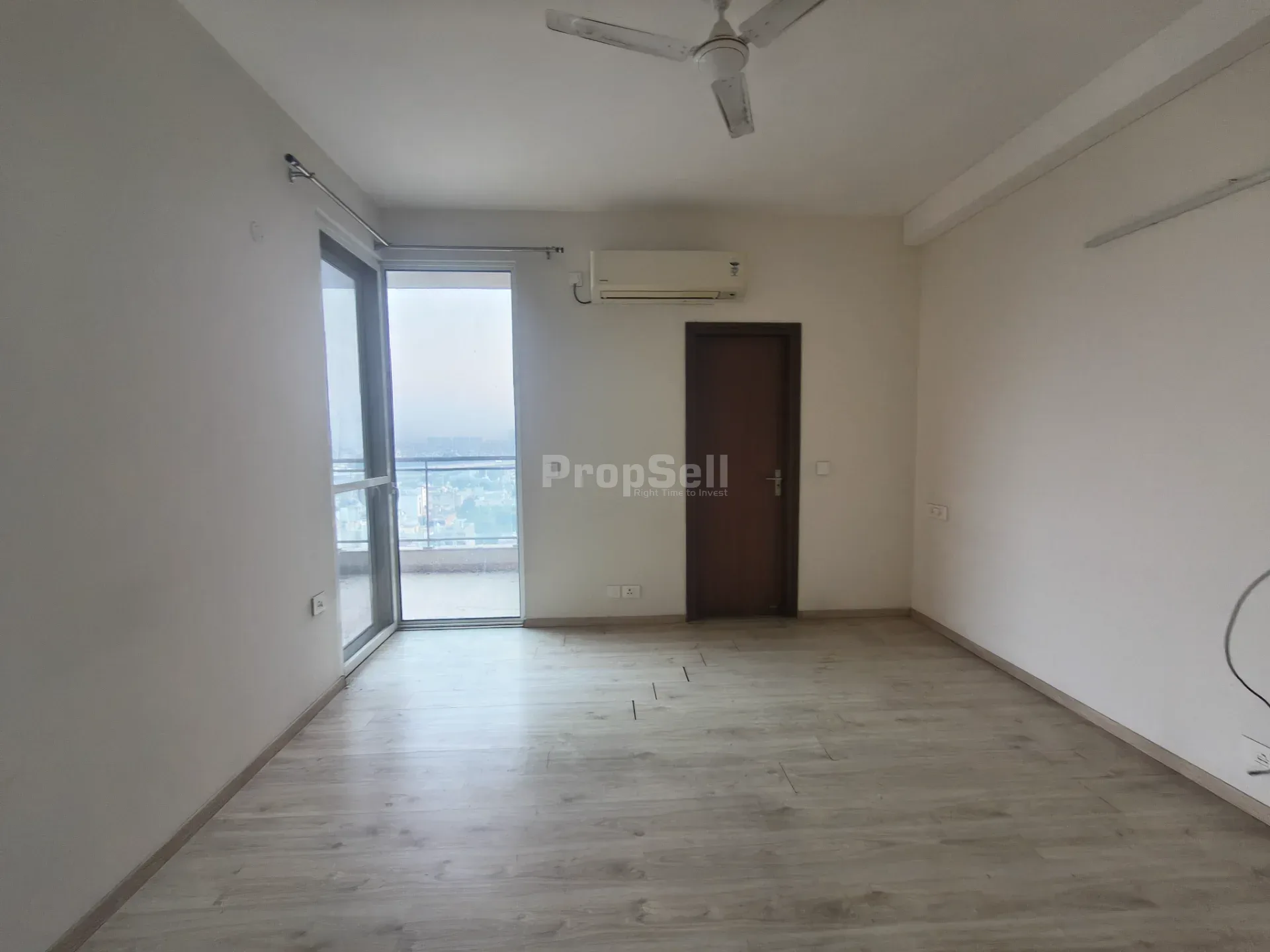 2 BHK Flat/Apartment for Sale in Experion Windchants, Sector-112, Gurgaon